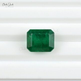 10 Carat Vivid Green Emerald Natural Precious Gemstone Manufacturer From India