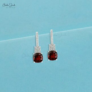 Natural Garnet & Round Cut Diamond Studded Earring In For Woman