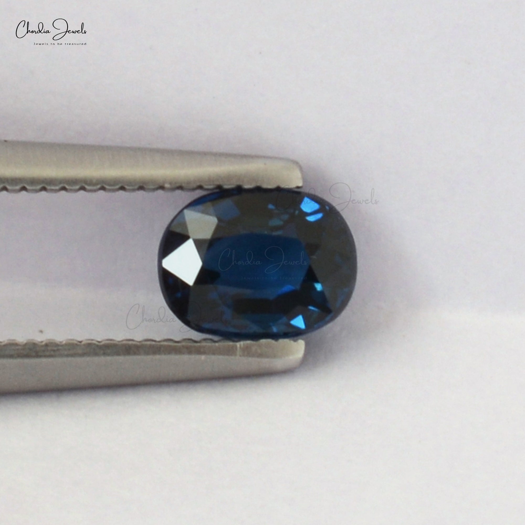 Blue sapphire gemstone oval cut