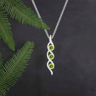 Solid 14k Gold Twisted 3 Stone Pendant With 0.66 Ct Peridot Gemstone Necklace For Mom